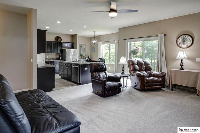 7115 N 138 Avenue Circle, Omaha, NE 68142