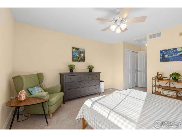 805 Summer Hawk Dr J-58, Longmont, CO 80504