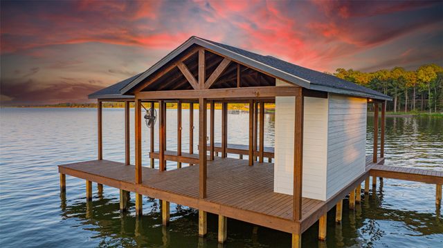 646 N Private Road 52416, Leesburg, TX 75451