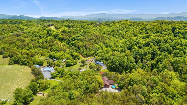 646 Parton Hollow Road, Sevierville, TN 37876