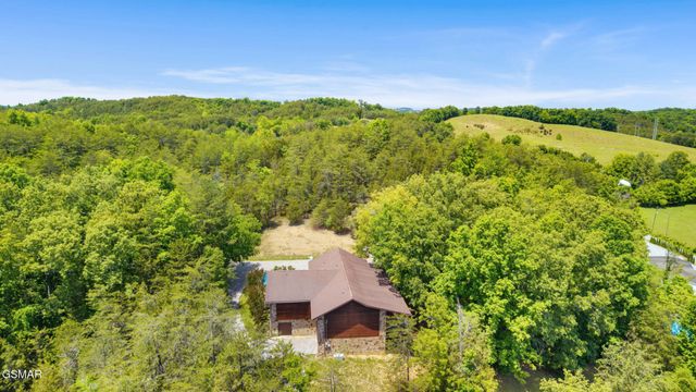 646 Parton Hollow Road, Sevierville, TN 37876