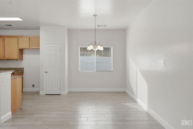 3515 Rio Grande Lane, Bakersfield, CA 93313