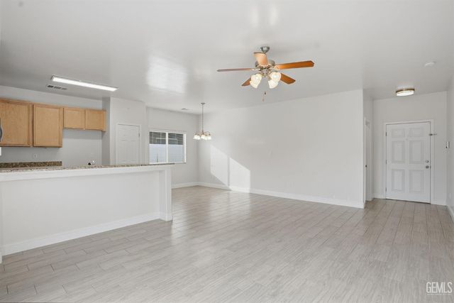 3515 Rio Grande Lane, Bakersfield, CA 93313