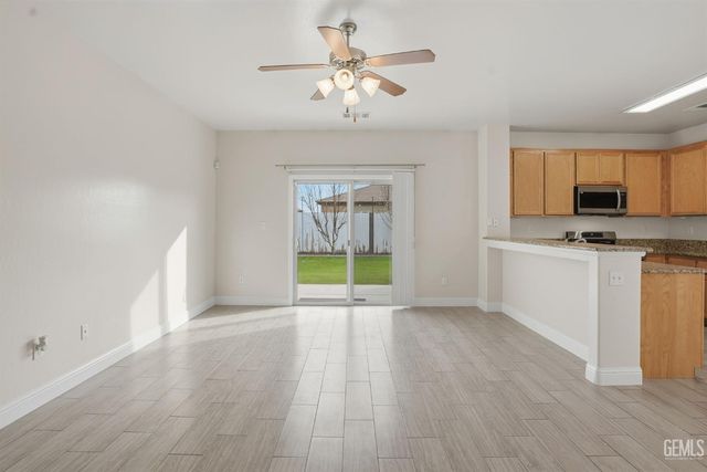 3515 Rio Grande Lane, Bakersfield, CA 93313