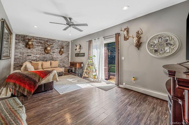 10 Turnpike Boulevard, Middle Island, NY 11953