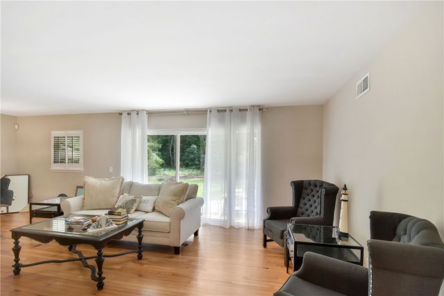 106 Dodge Road, St Simons Island, GA 31522