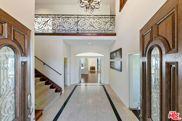 16868 Calle De Sarah, Pacific Palisades (los Angeles), CA 90272