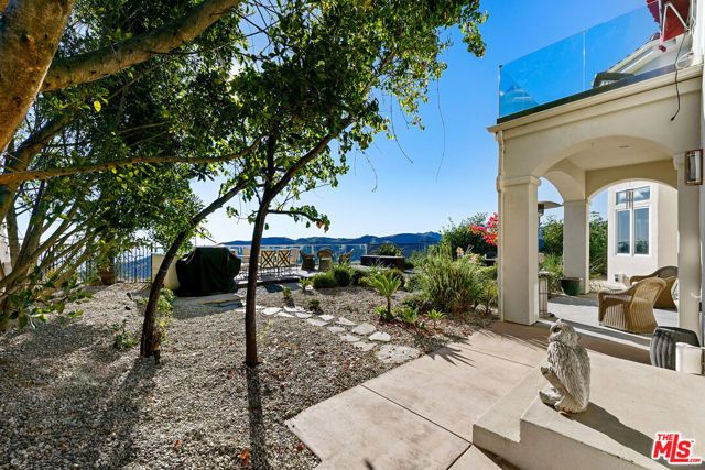 16868 Calle De Sarah, Pacific Palisades (los Angeles), CA 90272