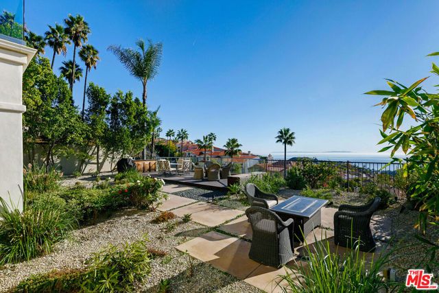 16868 Calle De Sarah, Pacific Palisades (los Angeles), CA 90272