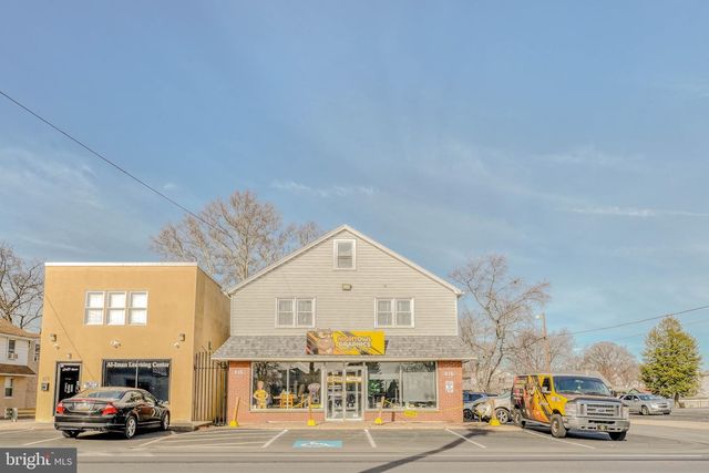 815 STATE RD, Croydon, PA 19021