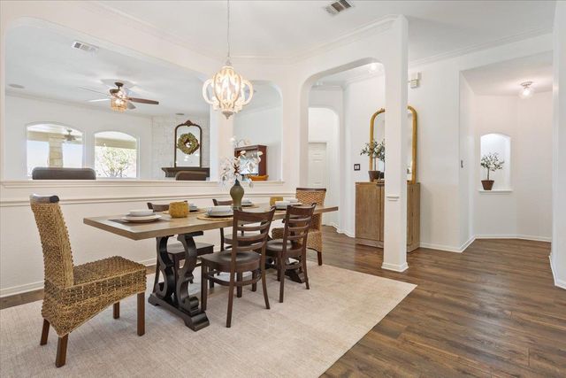 2218 Settlers Park LOOP, Round Rock, TX 78665