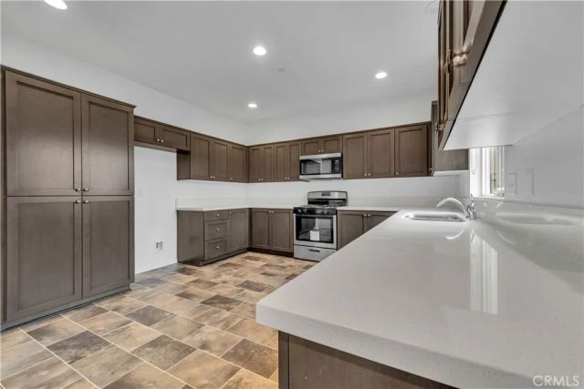 3383 Andrew Avenue, Rosamond, CA 93560