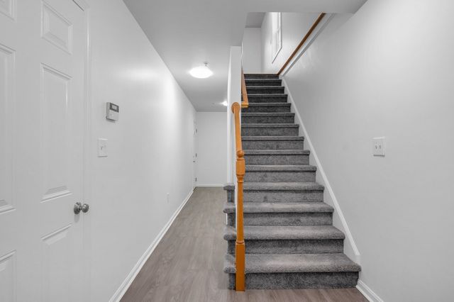688 Gorham Street 688, Lowell, MA 01852