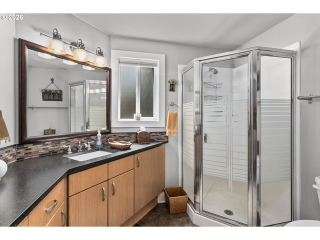3300 Ne 164TH St GG4, Ridgefield, WA 98642