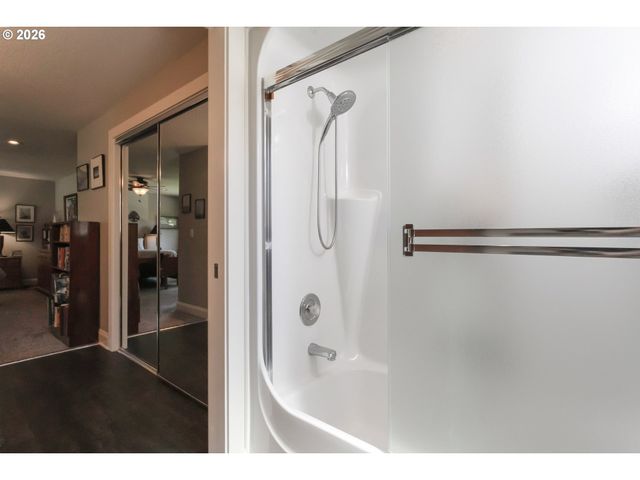 3300 Ne 164TH St GG4, Ridgefield, WA 98642
