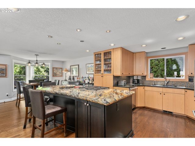 3300 Ne 164TH St GG4, Ridgefield, WA 98642