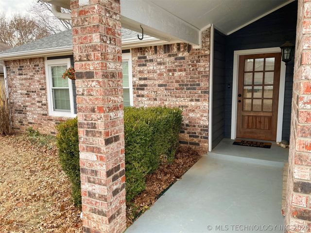 11106 S 1st Street, Jenks, OK 74037