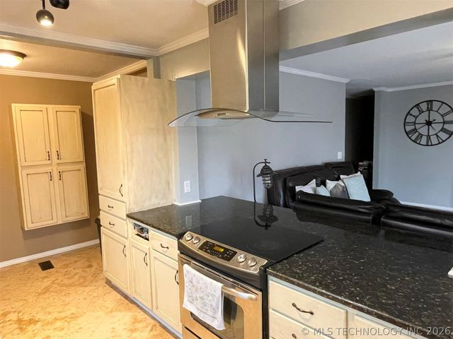 11106 S 1st Street, Jenks, OK 74037