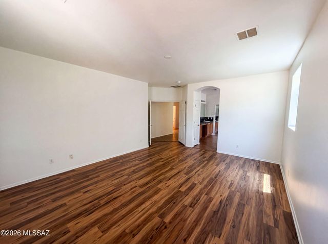 6 E Placita Vista Alegre, Sahuarita, AZ 85629