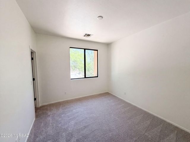 6 E Placita Vista Alegre, Sahuarita, AZ 85629