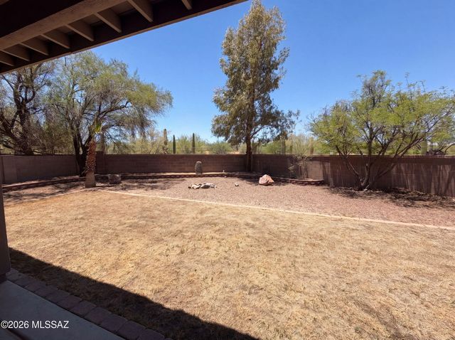 6 E Placita Vista Alegre, Sahuarita, AZ 85629