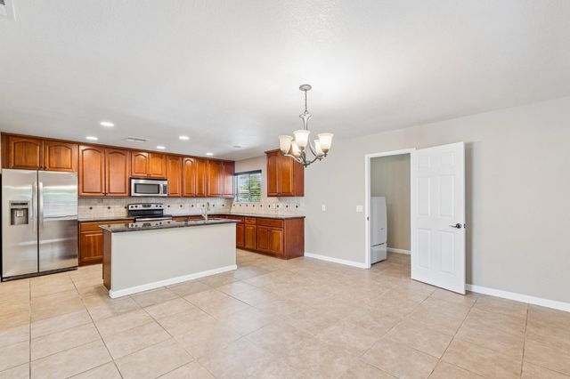 4785 Rex Ct, Sacramento, CA 95822
