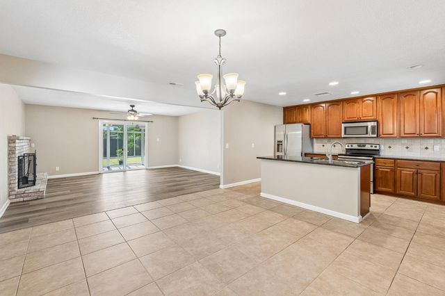 4785 Rex Ct, Sacramento, CA 95822