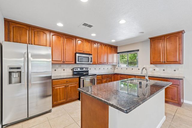 4785 Rex Ct, Sacramento, CA 95822
