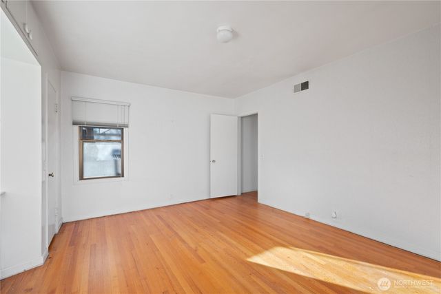 2665 Ocean Beach Highway, Longview, WA 98632