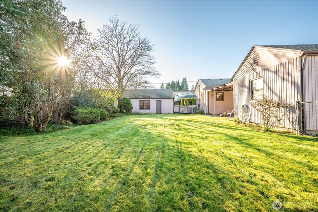 2665 Ocean Beach Highway, Longview, WA 98632