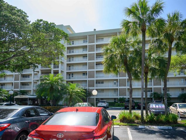 3080 N Course Drive 604, Pompano Beach, FL 33069