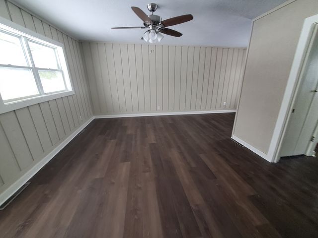 225 6th Avenue W, Andalusia, IL 61232