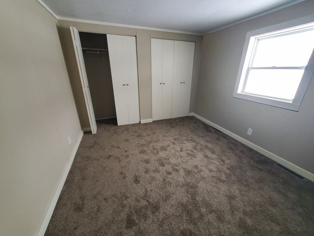 225 6th Avenue W, Andalusia, IL 61232