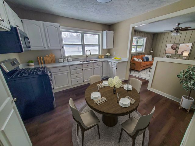 225 6th Avenue W, Andalusia, IL 61232