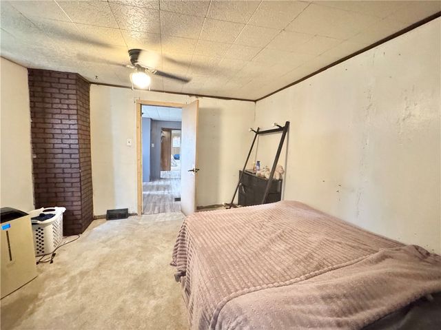 38 Green Hill Road, Rostraver, PA 15012