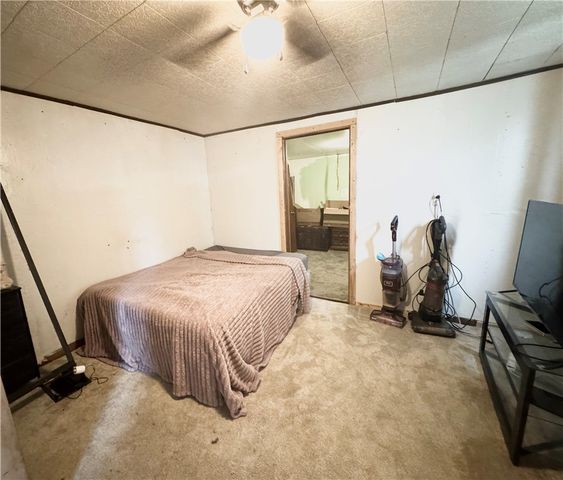 38 Green Hill Road, Rostraver, PA 15012