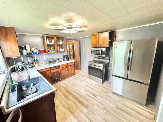 38 Green Hill Road, Rostraver, PA 15012