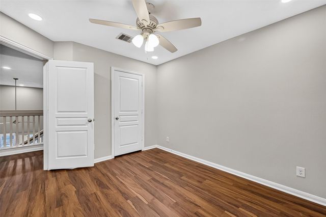 7122 Freesia Court, Baytown, TX 77521