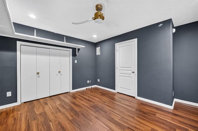 7122 Freesia Court, Baytown, TX 77521