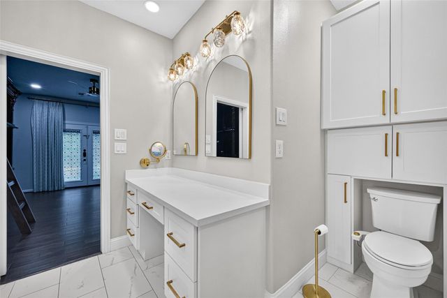 7122 Freesia Court, Baytown, TX 77521