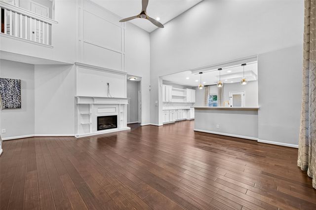 7122 Freesia Court, Baytown, TX 77521
