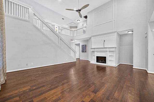 7122 Freesia Court, Baytown, TX 77521