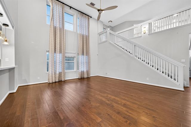 7122 Freesia Court, Baytown, TX 77521