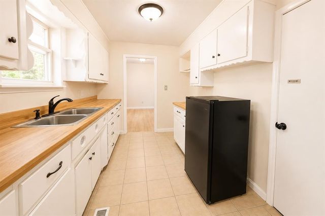 5900 S Broadway Avenue, Oklahoma City, OK 73109