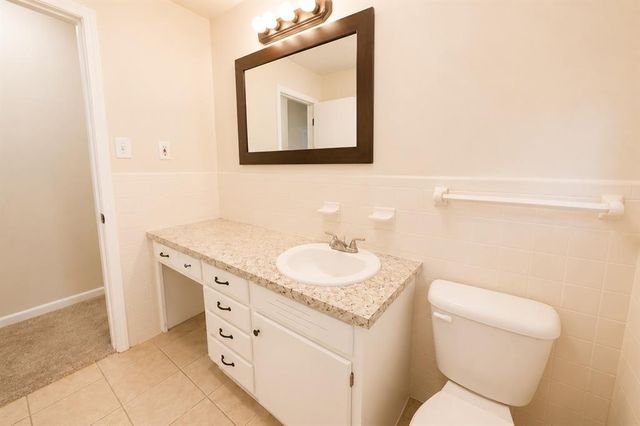 5900 S Broadway Avenue, Oklahoma City, OK 73109