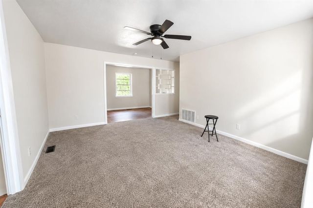 5900 S Broadway Avenue, Oklahoma City, OK 73109