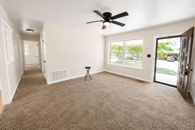 5900 S Broadway Avenue, Oklahoma City, OK 73109