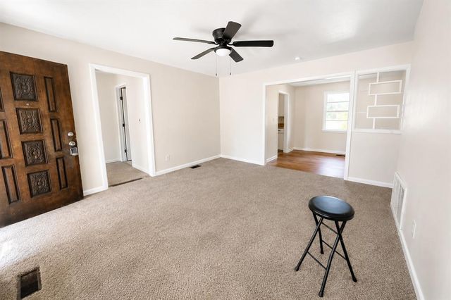 5900 S Broadway Avenue, Oklahoma City, OK 73109