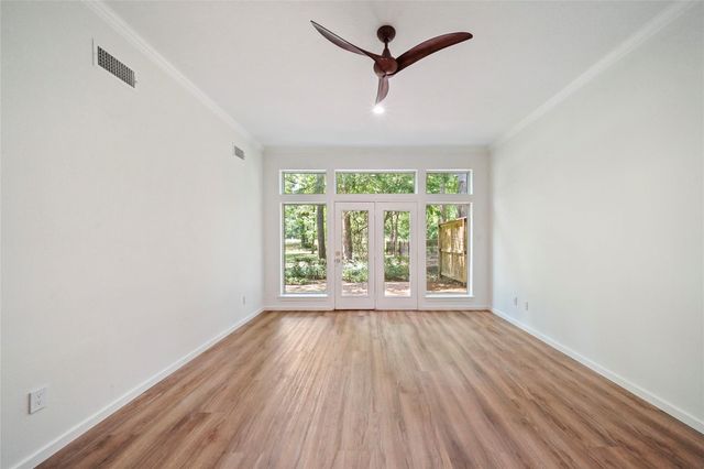 38 N Castlegreen Circle, The Woodlands, TX 77381