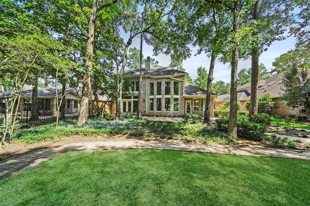 38 N Castlegreen Circle, The Woodlands, TX 77381